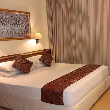 Club Bali Suite Legian Kültér fotó